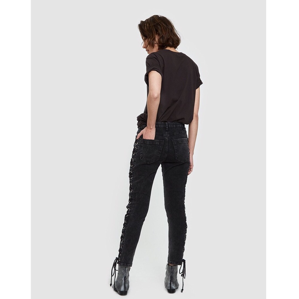 SIDE OF LACE BLACK BOYFRIEND JEANS - Picture 8 of 8